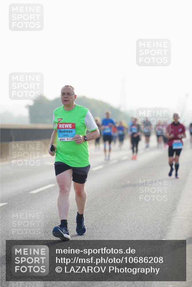03.10.2026 - Köhlbrandbrückenlauf LAZAROV Photography http://msf.ph/oto/10686208 03.10.2026 09:30:33 Position 3 1445 meine-sportfotos.de