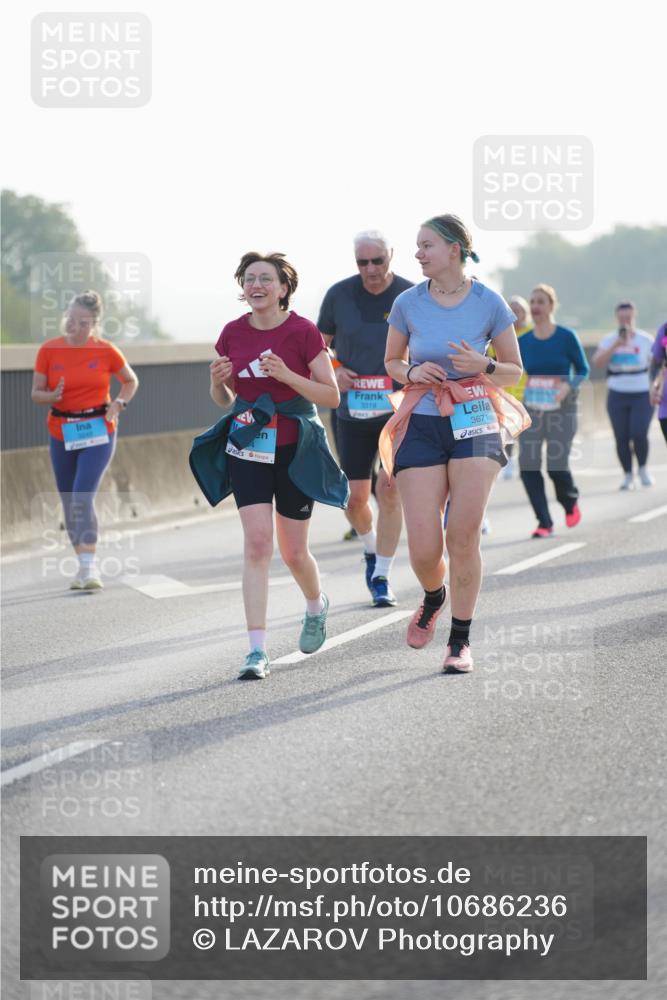 03.10.2026 - Köhlbrandbrückenlauf LAZAROV Photography http://msf.ph/oto/10686236 03.10.2026 09:30:56 Position 3 3319, 3671 meine-sportfotos.de