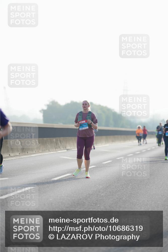 03.10.2026 - Köhlbrandbrückenlauf LAZAROV Photography http://msf.ph/oto/10686319 03.10.2026 09:31:20 Position 3  meine-sportfotos.de