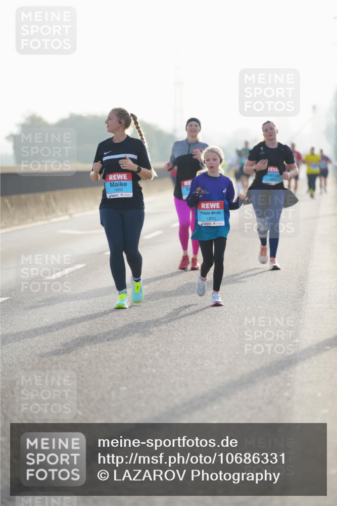 03.10.2026 - Köhlbrandbrückenlauf LAZAROV Photography http://msf.ph/oto/10686331 03.10.2026 09:31:32 Position 3 1892, 1893 meine-sportfotos.de
