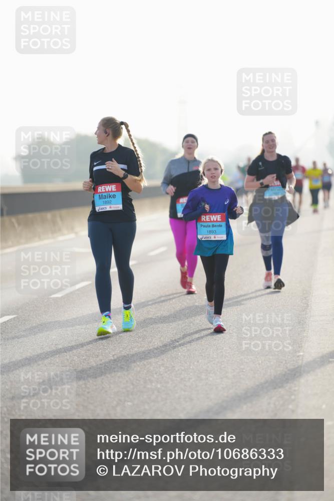 03.10.2026 - Köhlbrandbrückenlauf LAZAROV Photography http://msf.ph/oto/10686333 03.10.2026 09:31:32 Position 3 1892, 1893 meine-sportfotos.de