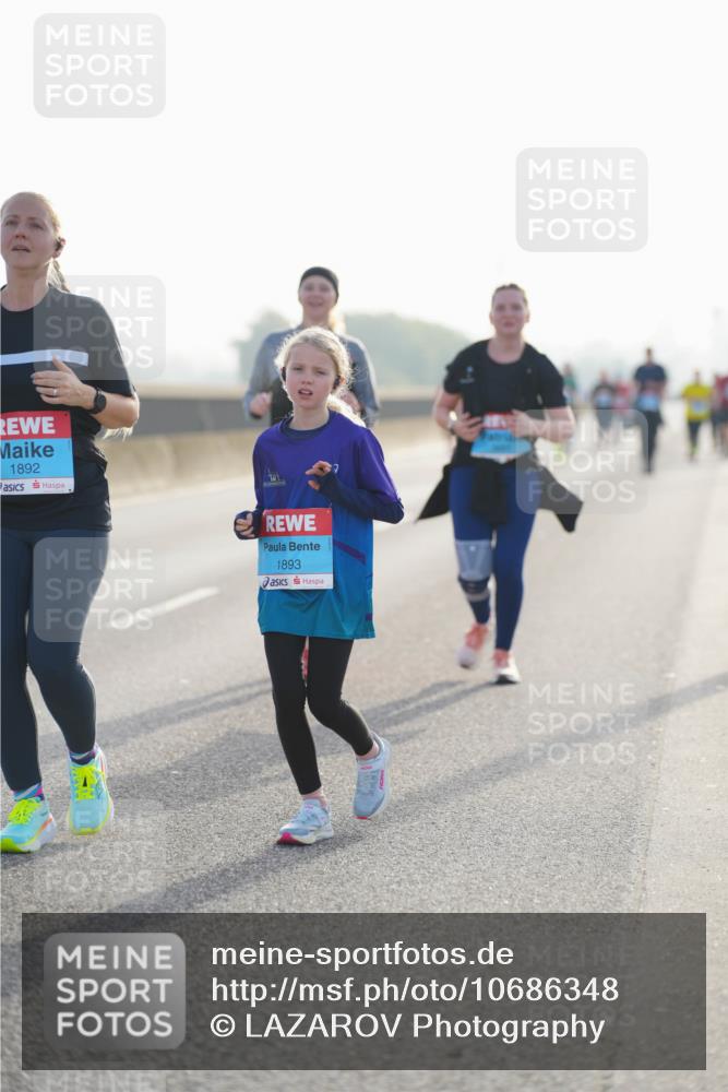 03.10.2026 - Köhlbrandbrückenlauf LAZAROV Photography http://msf.ph/oto/10686348 03.10.2026 09:31:36 Position 3 1892, 1893 meine-sportfotos.de