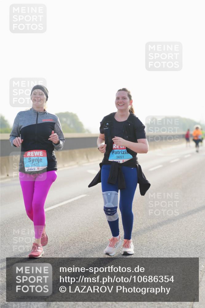 03.10.2026 - Köhlbrandbrückenlauf LAZAROV Photography http://msf.ph/oto/10686354 03.10.2026 09:31:39 Position 3 3427, 3651 meine-sportfotos.de