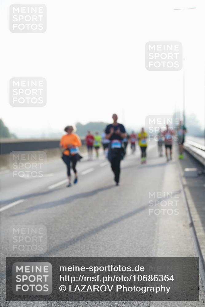 03.10.2026 - Köhlbrandbrückenlauf LAZAROV Photography http://msf.ph/oto/10686364 03.10.2026 09:31:50 Position 3  meine-sportfotos.de