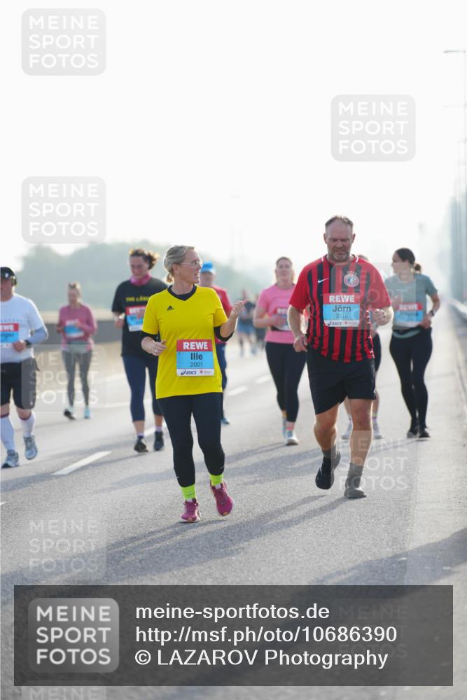 03.10.2026 - Köhlbrandbrückenlauf LAZAROV Photography http://msf.ph/oto/10686390 03.10.2026 09:31:57 Position 3 2001, 3516 meine-sportfotos.de