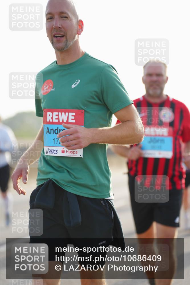 03.10.2026 - Köhlbrandbrückenlauf LAZAROV Photography http://msf.ph/oto/10686409 03.10.2026 09:32:02 Position 3 17 meine-sportfotos.de