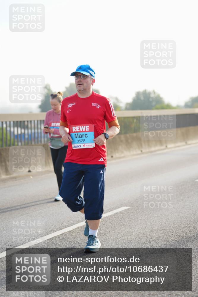 03.10.2026 - Köhlbrandbrückenlauf LAZAROV Photography http://msf.ph/oto/10686437 03.10.2026 09:32:09 Position 3 3528 meine-sportfotos.de