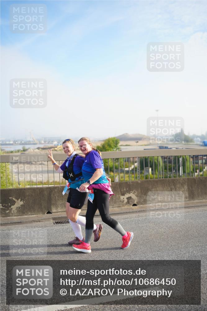 03.10.2026 - Köhlbrandbrückenlauf LAZAROV Photography http://msf.ph/oto/10686450 03.10.2026 09:32:48 Position 3 4060 meine-sportfotos.de
