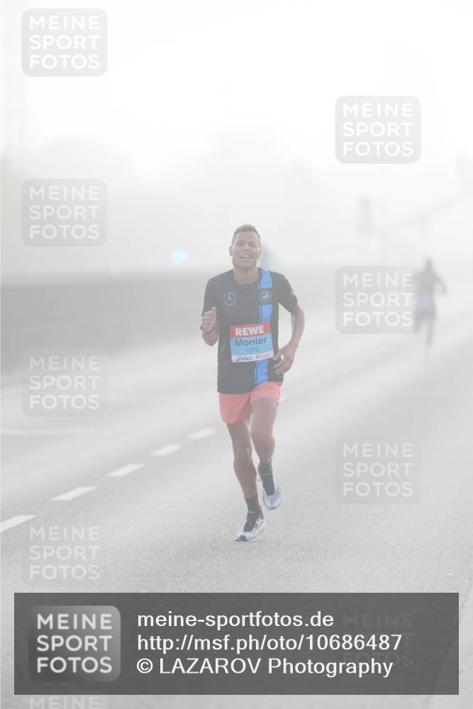 03.10.2026 - Köhlbrandbrückenlauf LAZAROV Photography http://msf.ph/oto/10686487 03.10.2026 09:10:40 Position 3 1263 meine-sportfotos.de