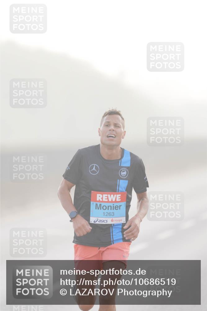 03.10.2026 - Köhlbrandbrückenlauf LAZAROV Photography http://msf.ph/oto/10686519 03.10.2026 09:10:45 Position 3 1263 meine-sportfotos.de