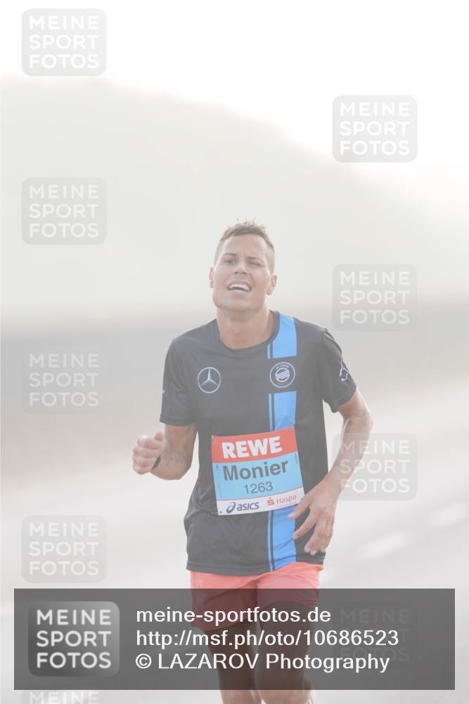 03.10.2026 - Köhlbrandbrückenlauf LAZAROV Photography http://msf.ph/oto/10686523 03.10.2026 09:10:45 Position 3 1263 meine-sportfotos.de
