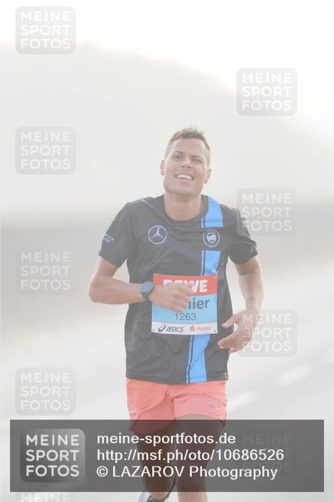 03.10.2026 - Köhlbrandbrückenlauf LAZAROV Photography http://msf.ph/oto/10686526 03.10.2026 09:10:45 Position 3 1263 meine-sportfotos.de
