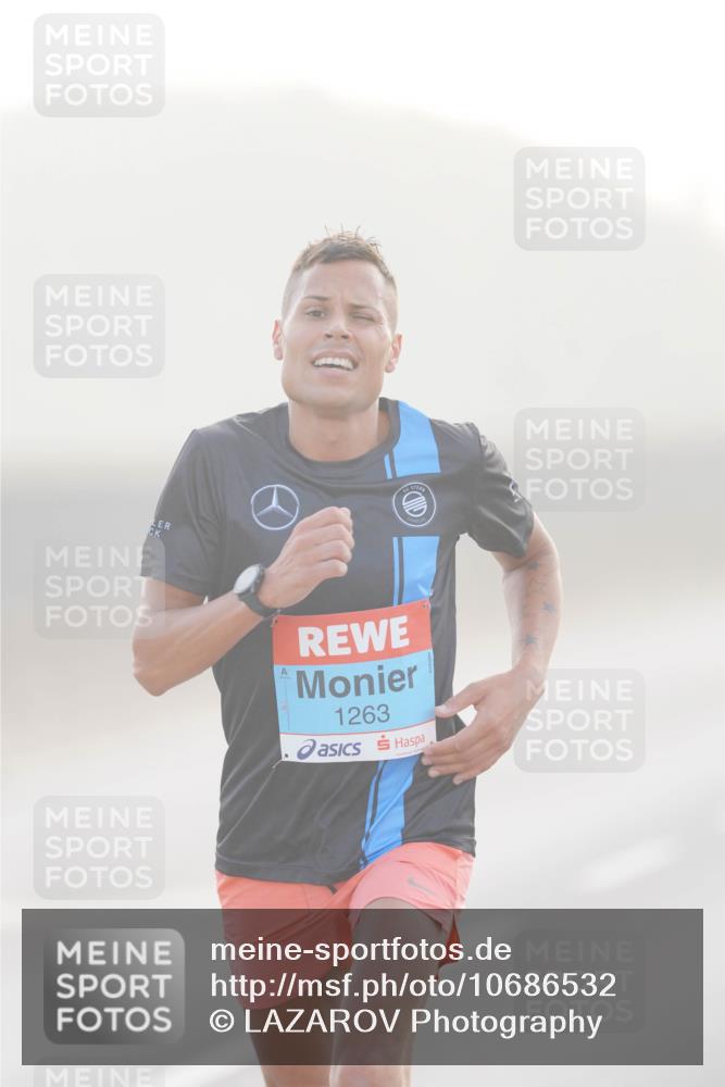 03.10.2026 - Köhlbrandbrückenlauf LAZAROV Photography http://msf.ph/oto/10686532 03.10.2026 09:10:46 Position 3 1263 meine-sportfotos.de