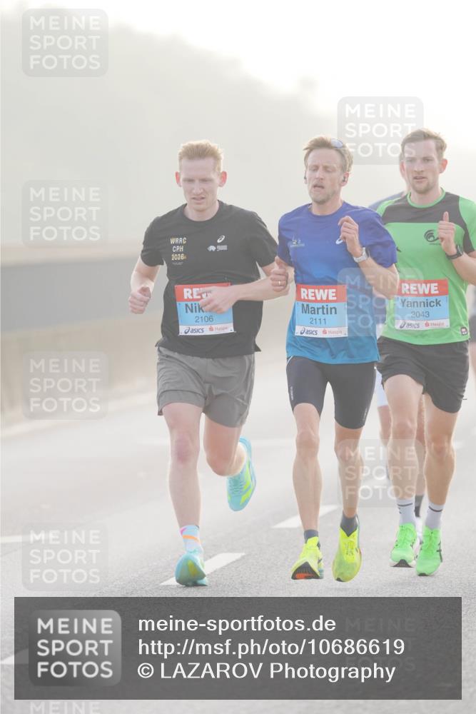 03.10.2026 - Köhlbrandbrückenlauf LAZAROV Photography http://msf.ph/oto/10686619 03.10.2026 09:11:39 Position 3 2026, 2106, 2111, 2043 meine-sportfotos.de
