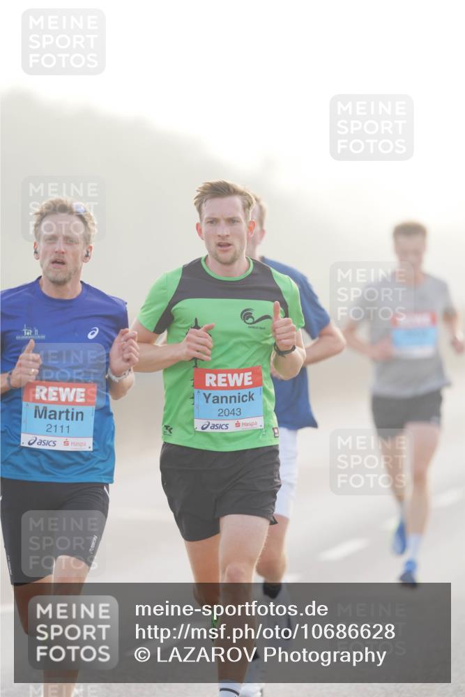 03.10.2026 - Köhlbrandbrückenlauf LAZAROV Photography http://msf.ph/oto/10686628 03.10.2026 09:11:41 Position 3 2111, 2043 meine-sportfotos.de