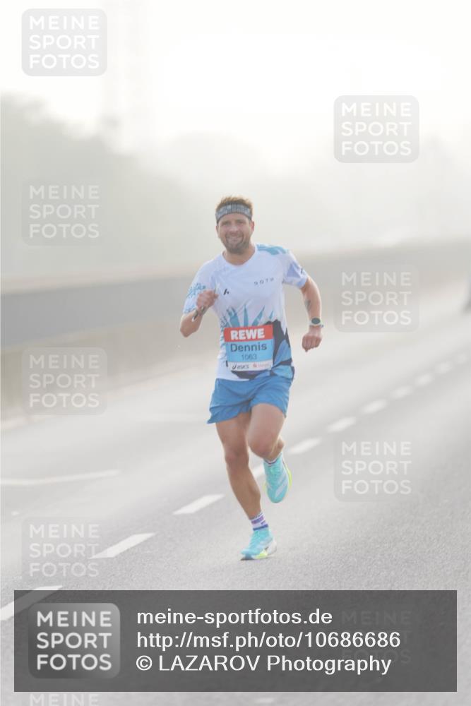 03.10.2026 - Köhlbrandbrückenlauf LAZAROV Photography http://msf.ph/oto/10686686 03.10.2026 09:11:50 Position 3 1063 meine-sportfotos.de