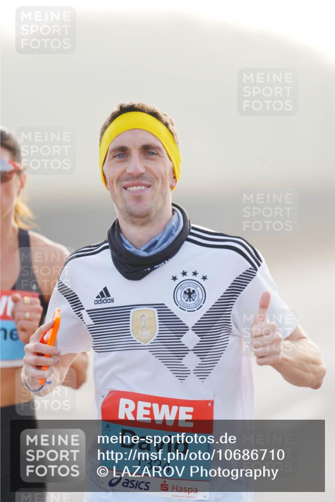 03.10.2026 - Köhlbrandbrückenlauf LAZAROV Photography http://msf.ph/oto/10686710 03.10.2026 09:12:11 Position 3 1324 meine-sportfotos.de
