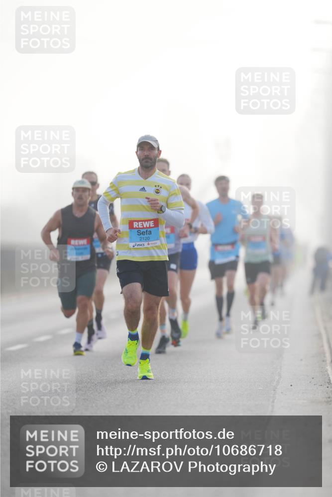 03.10.2026 - Köhlbrandbrückenlauf LAZAROV Photography http://msf.ph/oto/10686718 03.10.2026 09:12:16 Position 3 2120 meine-sportfotos.de