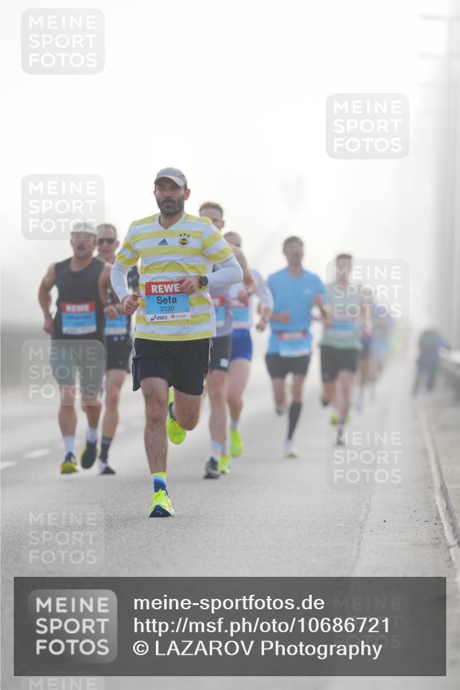 03.10.2026 - Köhlbrandbrückenlauf LAZAROV Photography http://msf.ph/oto/10686721 03.10.2026 09:12:16 Position 3 2120 meine-sportfotos.de