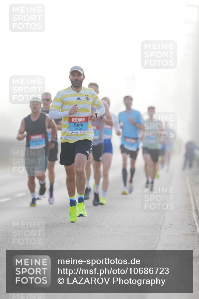 03.10.2026 - Köhlbrandbrückenlauf LAZAROV Photography http://msf.ph/oto/10686723 03.10.2026 09:12:16 Position 3 2120 meine-sportfotos.de