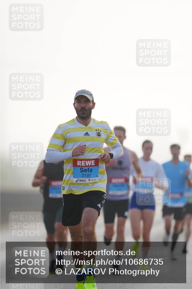 03.10.2026 - Köhlbrandbrückenlauf LAZAROV Photography http://msf.ph/oto/10686735 03.10.2026 09:12:19 Position 3 2120 meine-sportfotos.de