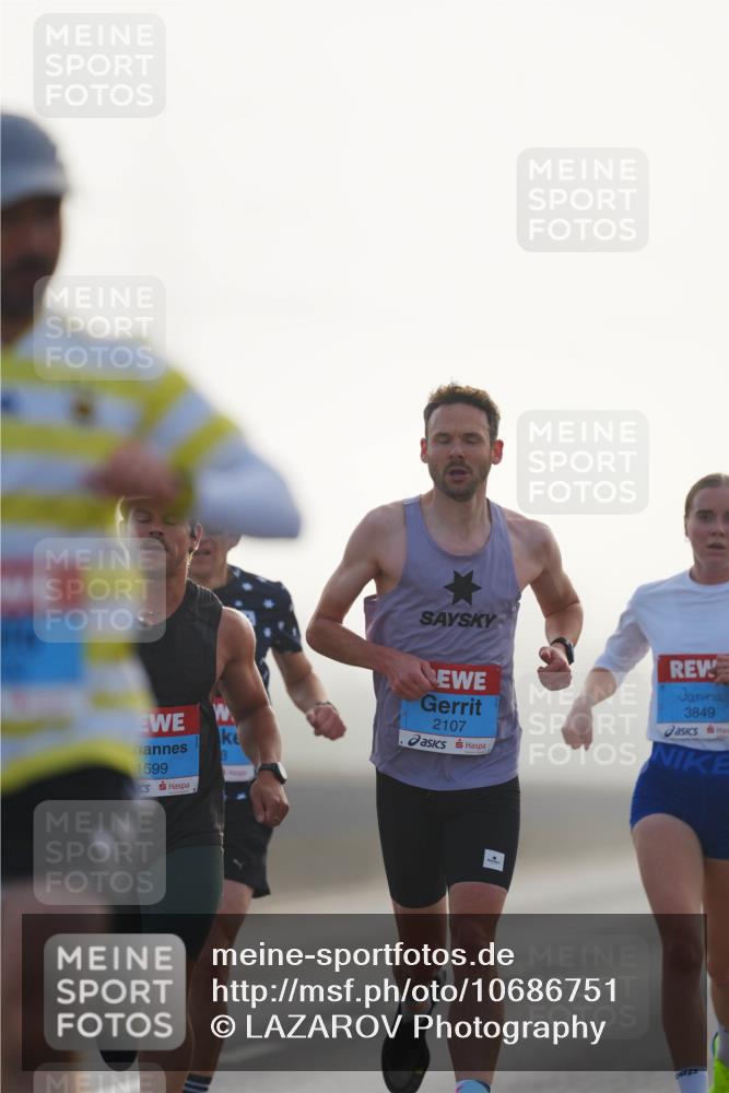 03.10.2026 - Köhlbrandbrückenlauf LAZAROV Photography http://msf.ph/oto/10686751 03.10.2026 09:12:22 Position 3 1599, 2107, 3849 meine-sportfotos.de