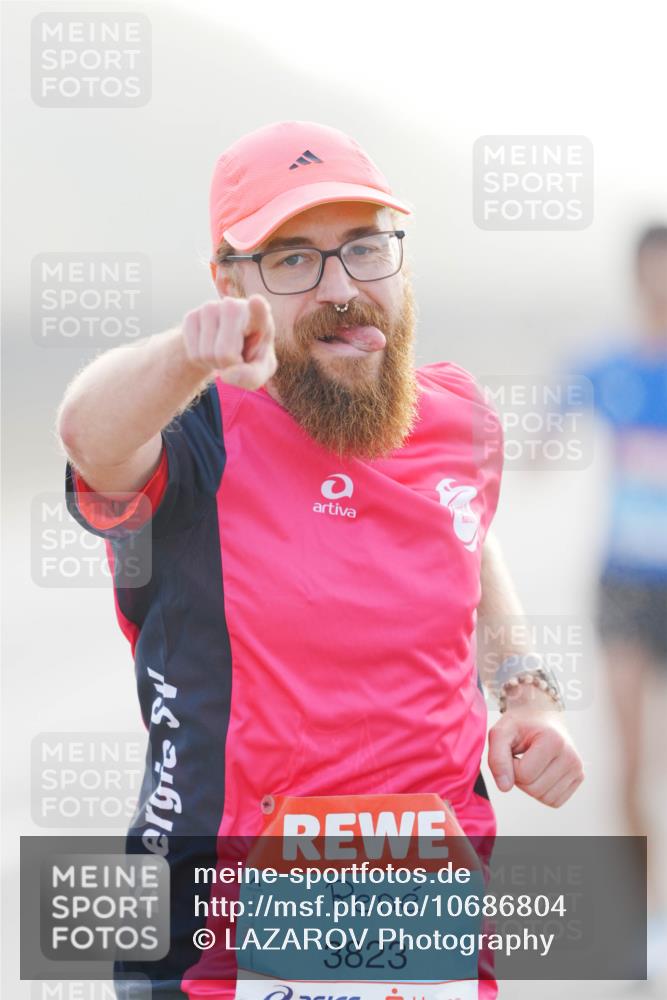 03.10.2026 - Köhlbrandbrückenlauf LAZAROV Photography http://msf.ph/oto/10686804 03.10.2026 09:12:33 Position 3 3823 meine-sportfotos.de