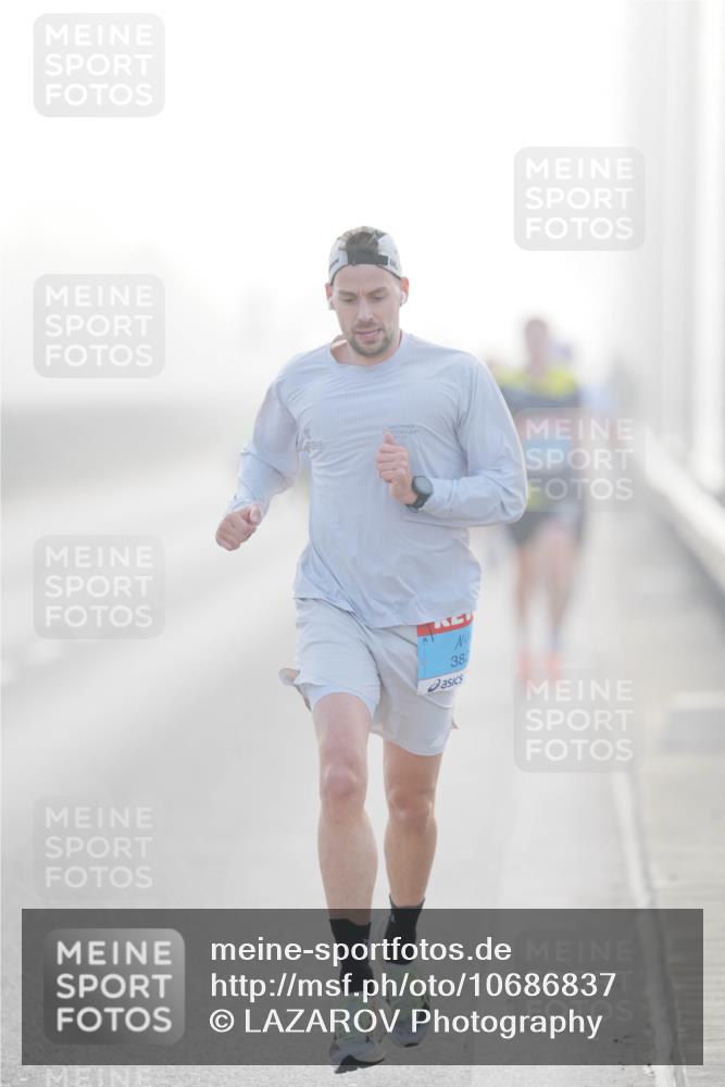 03.10.2026 - Köhlbrandbrückenlauf LAZAROV Photography http://msf.ph/oto/10686837 03.10.2026 09:12:38 Position 3 38 meine-sportfotos.de