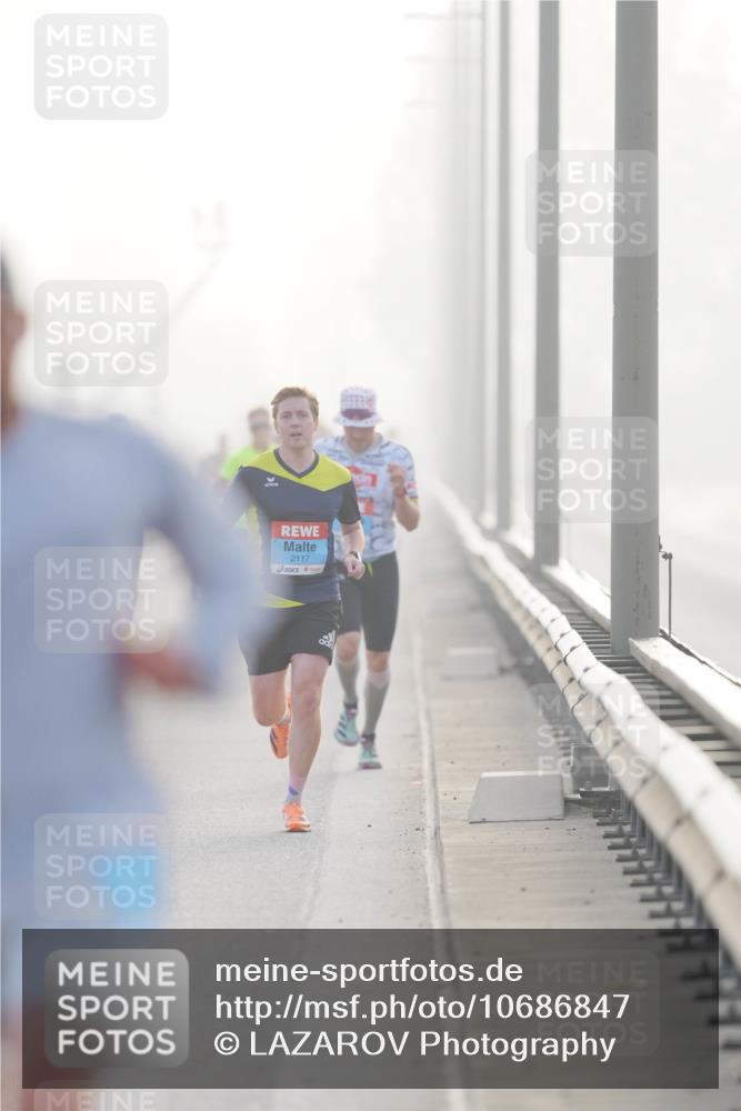 03.10.2026 - Köhlbrandbrückenlauf LAZAROV Photography http://msf.ph/oto/10686847 03.10.2026 09:12:40 Position 3 2117 meine-sportfotos.de