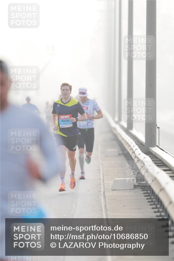 03.10.2026 - Köhlbrandbrückenlauf LAZAROV Photography http://msf.ph/oto/10686850 03.10.2026 09:12:40 Position 3 2117 meine-sportfotos.de