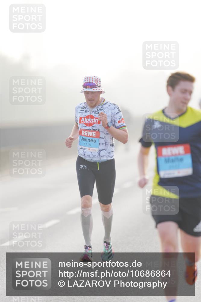 03.10.2026 - Köhlbrandbrückenlauf LAZAROV Photography http://msf.ph/oto/10686864 03.10.2026 09:12:47 Position 3 1716 meine-sportfotos.de