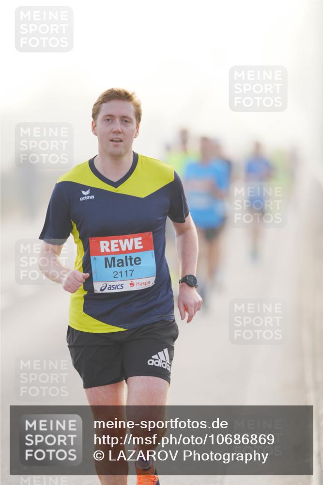 03.10.2026 - Köhlbrandbrückenlauf LAZAROV Photography http://msf.ph/oto/10686869 03.10.2026 09:12:48 Position 3 2117 meine-sportfotos.de