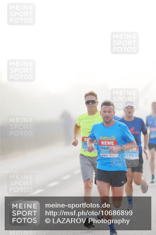 03.10.2026 - Köhlbrandbrückenlauf LAZAROV Photography http://msf.ph/oto/10686899 03.10.2026 09:12:53 Position 3 4, 2116 meine-sportfotos.de