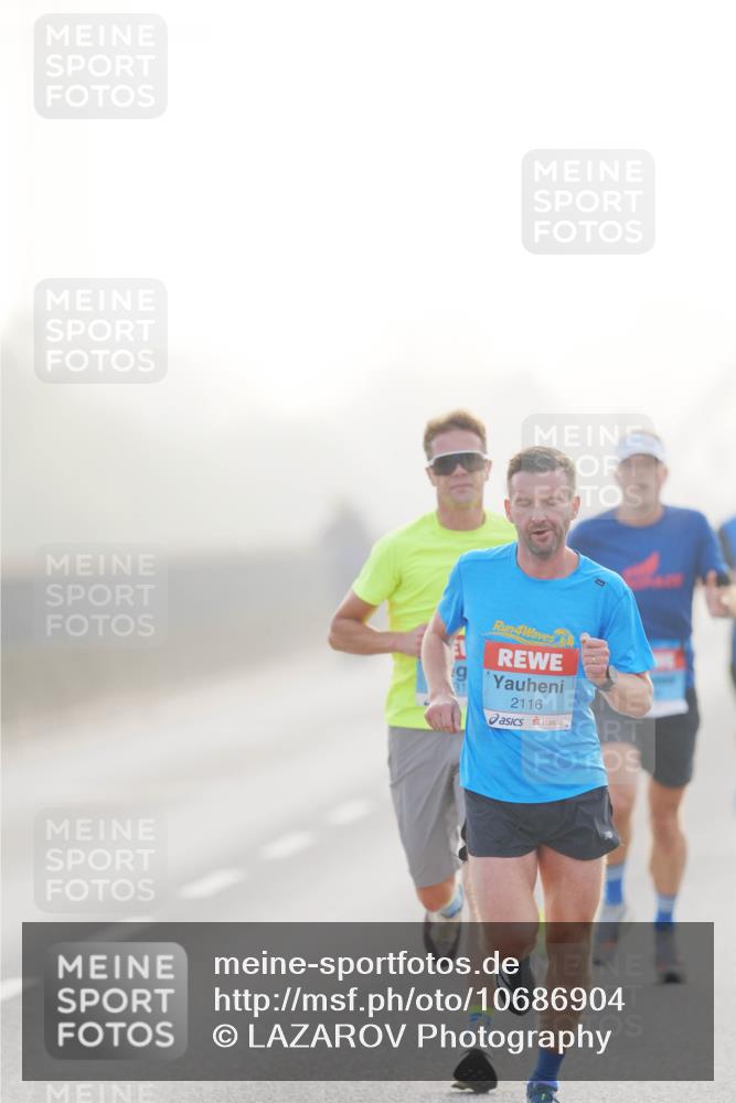 03.10.2026 - Köhlbrandbrückenlauf LAZAROV Photography http://msf.ph/oto/10686904 03.10.2026 09:12:53 Position 3 4, 2116 meine-sportfotos.de