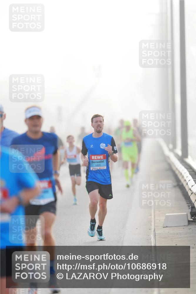 03.10.2026 - Köhlbrandbrückenlauf LAZAROV Photography http://msf.ph/oto/10686918 03.10.2026 09:12:55 Position 3 1825 meine-sportfotos.de