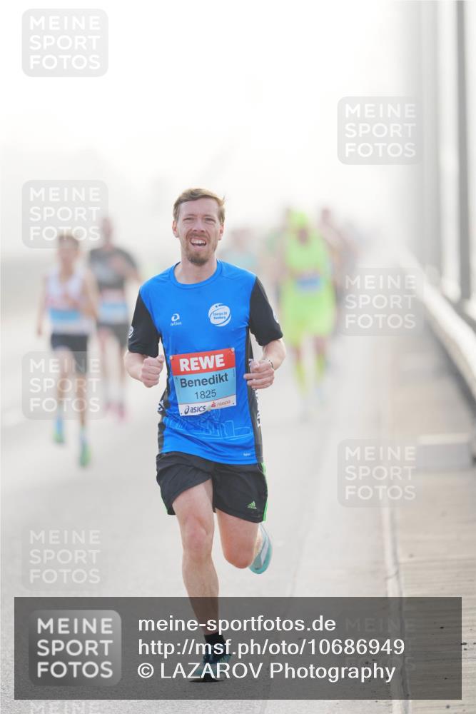 03.10.2026 - Köhlbrandbrückenlauf LAZAROV Photography http://msf.ph/oto/10686949 03.10.2026 09:13:00 Position 3 1825 meine-sportfotos.de