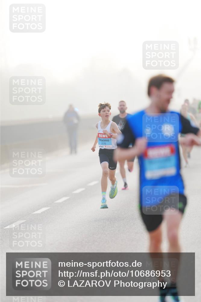 03.10.2026 - Köhlbrandbrückenlauf LAZAROV Photography http://msf.ph/oto/10686953 03.10.2026 09:13:01 Position 3 2170 meine-sportfotos.de