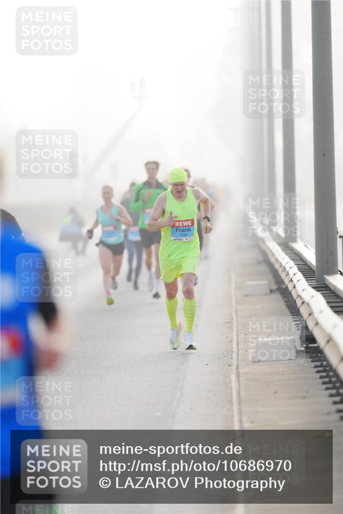 03.10.2026 - Köhlbrandbrückenlauf LAZAROV Photography http://msf.ph/oto/10686970 03.10.2026 09:13:02 Position 3 1265 meine-sportfotos.de
