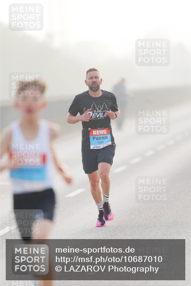 03.10.2026 - Köhlbrandbrückenlauf LAZAROV Photography http://msf.ph/oto/10687010 03.10.2026 09:13:08 Position 3 6, 66, 1091 meine-sportfotos.de