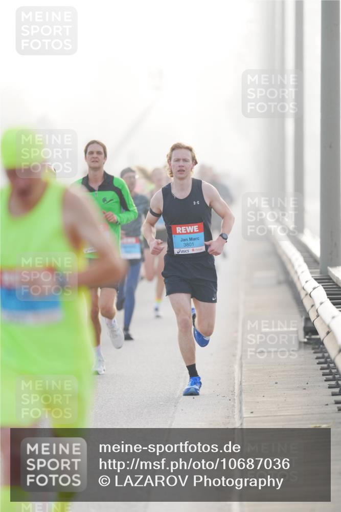 03.10.2026 - Köhlbrandbrückenlauf LAZAROV Photography http://msf.ph/oto/10687036 03.10.2026 09:13:11 Position 3 3801 meine-sportfotos.de