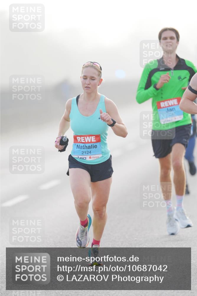 03.10.2026 - Köhlbrandbrückenlauf LAZAROV Photography http://msf.ph/oto/10687042 03.10.2026 09:13:15 Position 3 2124, 2047 meine-sportfotos.de