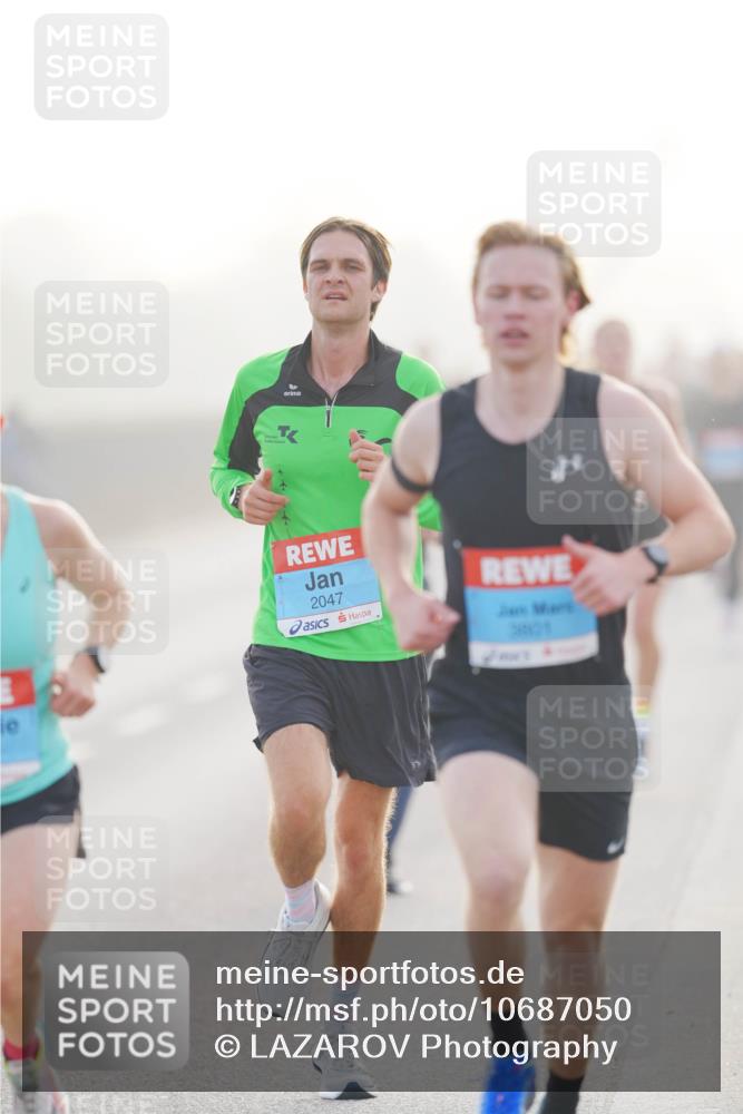 03.10.2026 - Köhlbrandbrückenlauf LAZAROV Photography http://msf.ph/oto/10687050 03.10.2026 09:13:16 Position 3 4, 2047 meine-sportfotos.de
