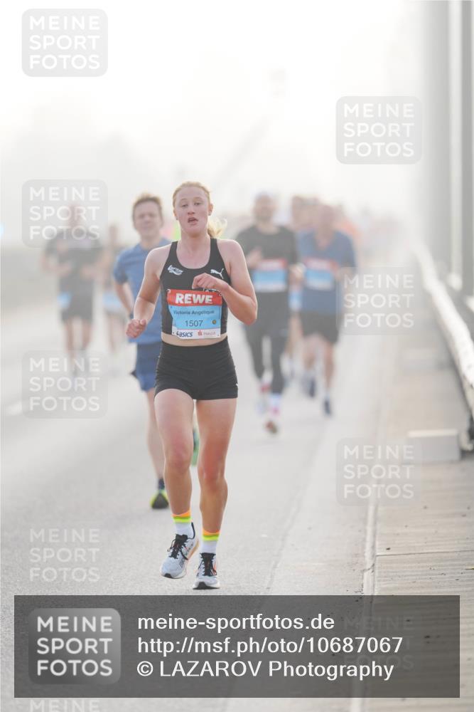 03.10.2026 - Köhlbrandbrückenlauf LAZAROV Photography http://msf.ph/oto/10687067 03.10.2026 09:13:19 Position 3 1507 meine-sportfotos.de