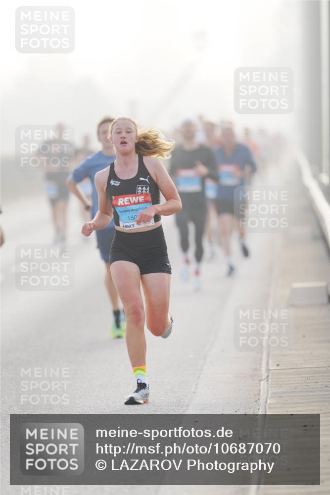 03.10.2026 - Köhlbrandbrückenlauf LAZAROV Photography http://msf.ph/oto/10687070 03.10.2026 09:13:19 Position 3 150 meine-sportfotos.de