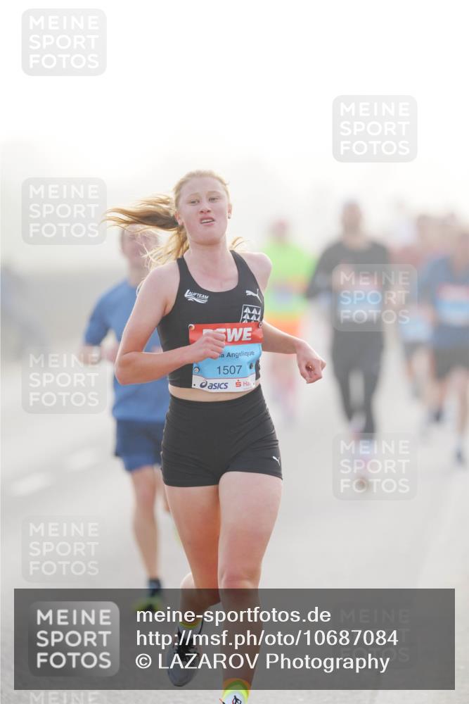 03.10.2026 - Köhlbrandbrückenlauf LAZAROV Photography http://msf.ph/oto/10687084 03.10.2026 09:13:22 Position 3 1507 meine-sportfotos.de