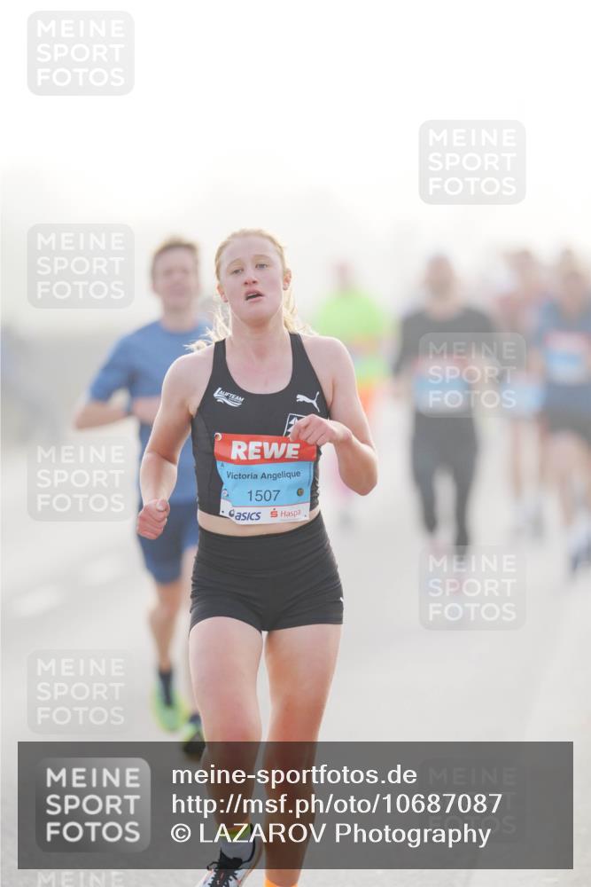 03.10.2026 - Köhlbrandbrückenlauf LAZAROV Photography http://msf.ph/oto/10687087 03.10.2026 09:13:22 Position 3 1507 meine-sportfotos.de