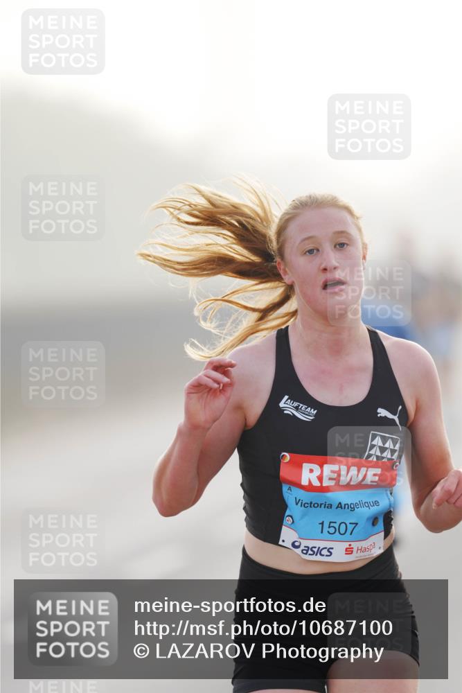 03.10.2026 - Köhlbrandbrückenlauf LAZAROV Photography http://msf.ph/oto/10687100 03.10.2026 09:13:24 Position 3 1507 meine-sportfotos.de