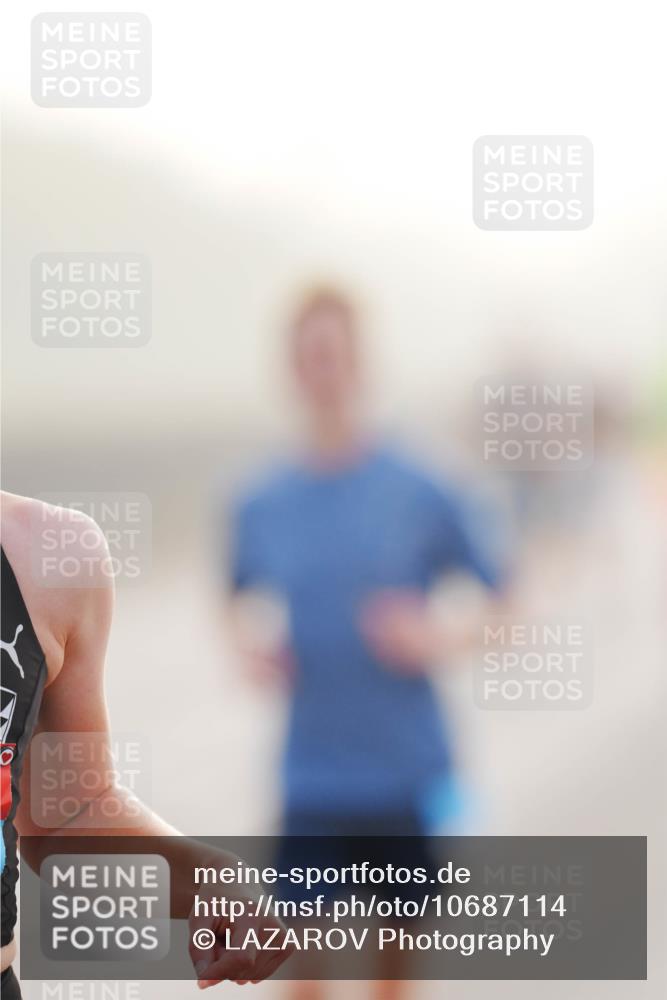 03.10.2026 - Köhlbrandbrückenlauf LAZAROV Photography http://msf.ph/oto/10687114 03.10.2026 09:13:26 Position 3  meine-sportfotos.de