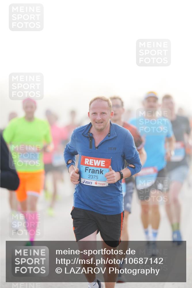 03.10.2026 - Köhlbrandbrückenlauf LAZAROV Photography http://msf.ph/oto/10687142 03.10.2026 09:13:30 Position 3 2375 meine-sportfotos.de