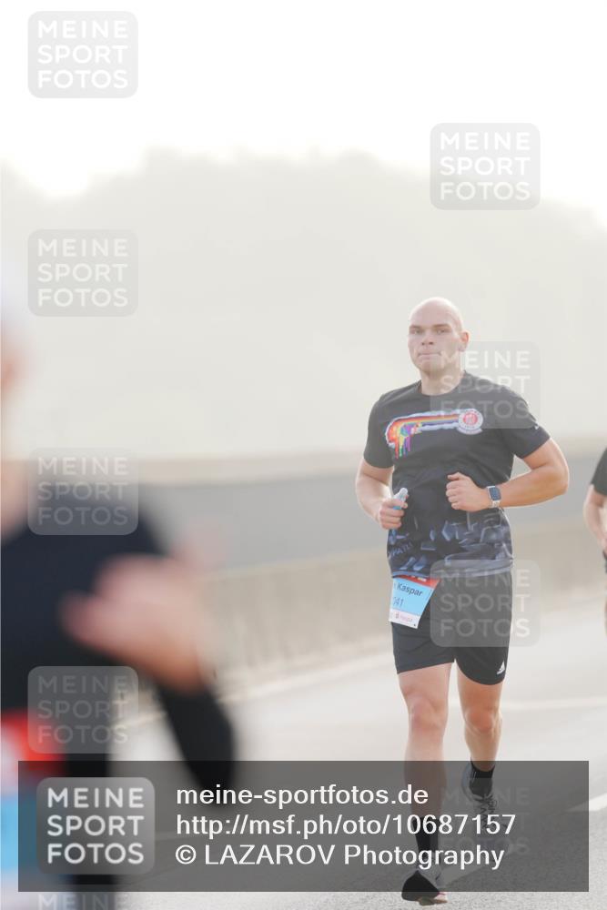 03.10.2026 - Köhlbrandbrückenlauf LAZAROV Photography http://msf.ph/oto/10687157 03.10.2026 09:13:31 Position 3 041 meine-sportfotos.de